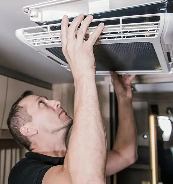  Professional Licensed And Insured Cleaners in Lynwood, CA